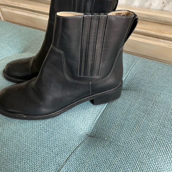 ll bean boots size 8 and free Anne Klein shoes - Picture 3 of 12